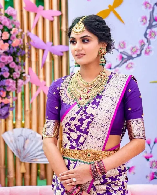 Blue_Embellished_Banarasi_Jacquard_Saree_(Blue)